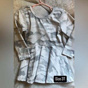 Gray Camo long sleeve girls top